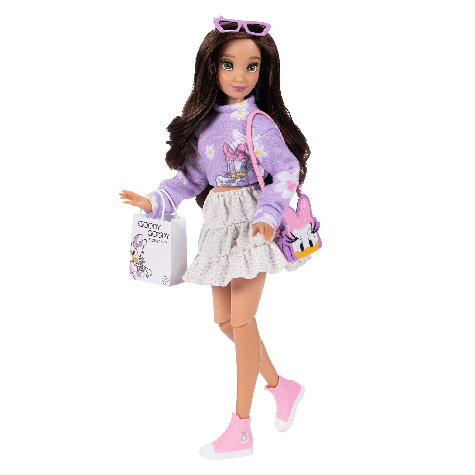 Disney ILY 4EVER Fashion Dolls Inspired By Daisy 11.5" Tall with 13 Points of Articulation, Glittery Mickey Ring Included for You! - Image 4