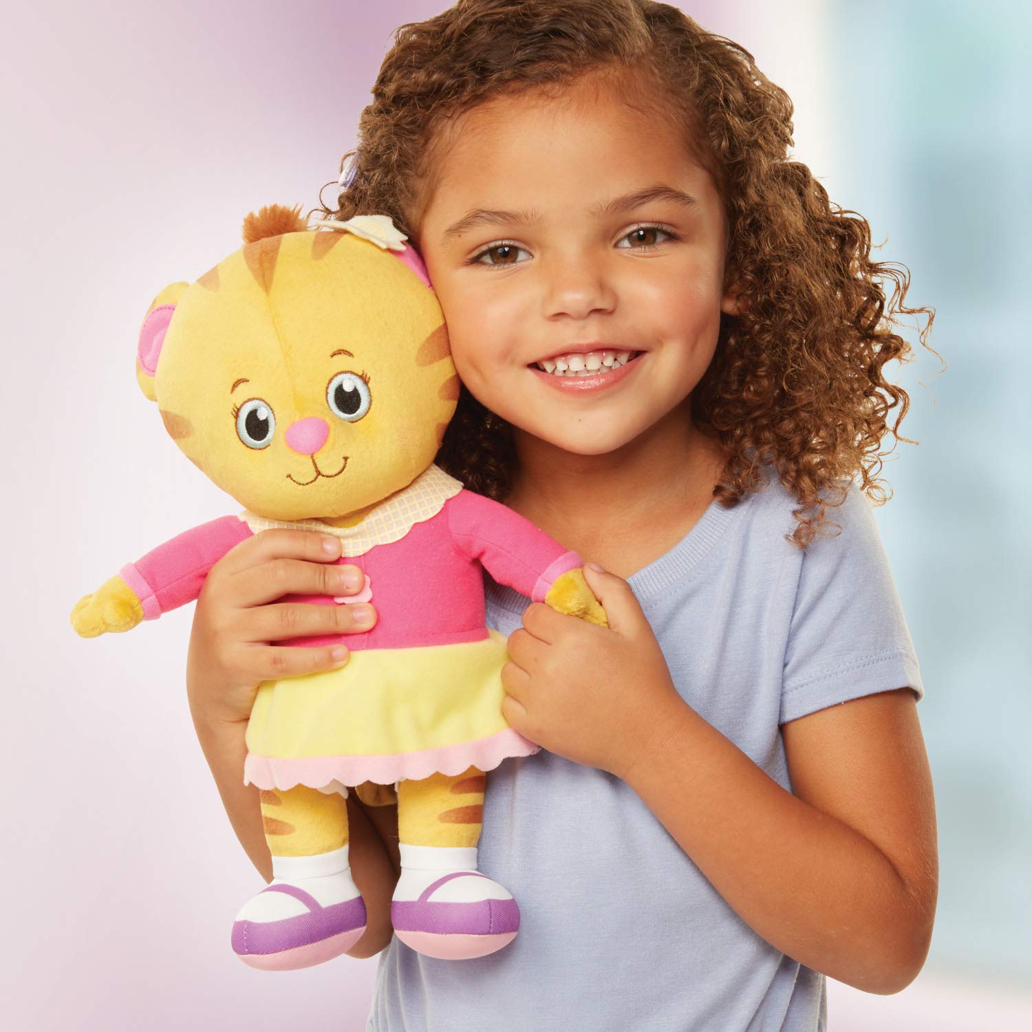 JAKKS Pacific Daniel Tigers Neighborhood Talking Baby Margaret Plush, 12 inch - Image 3